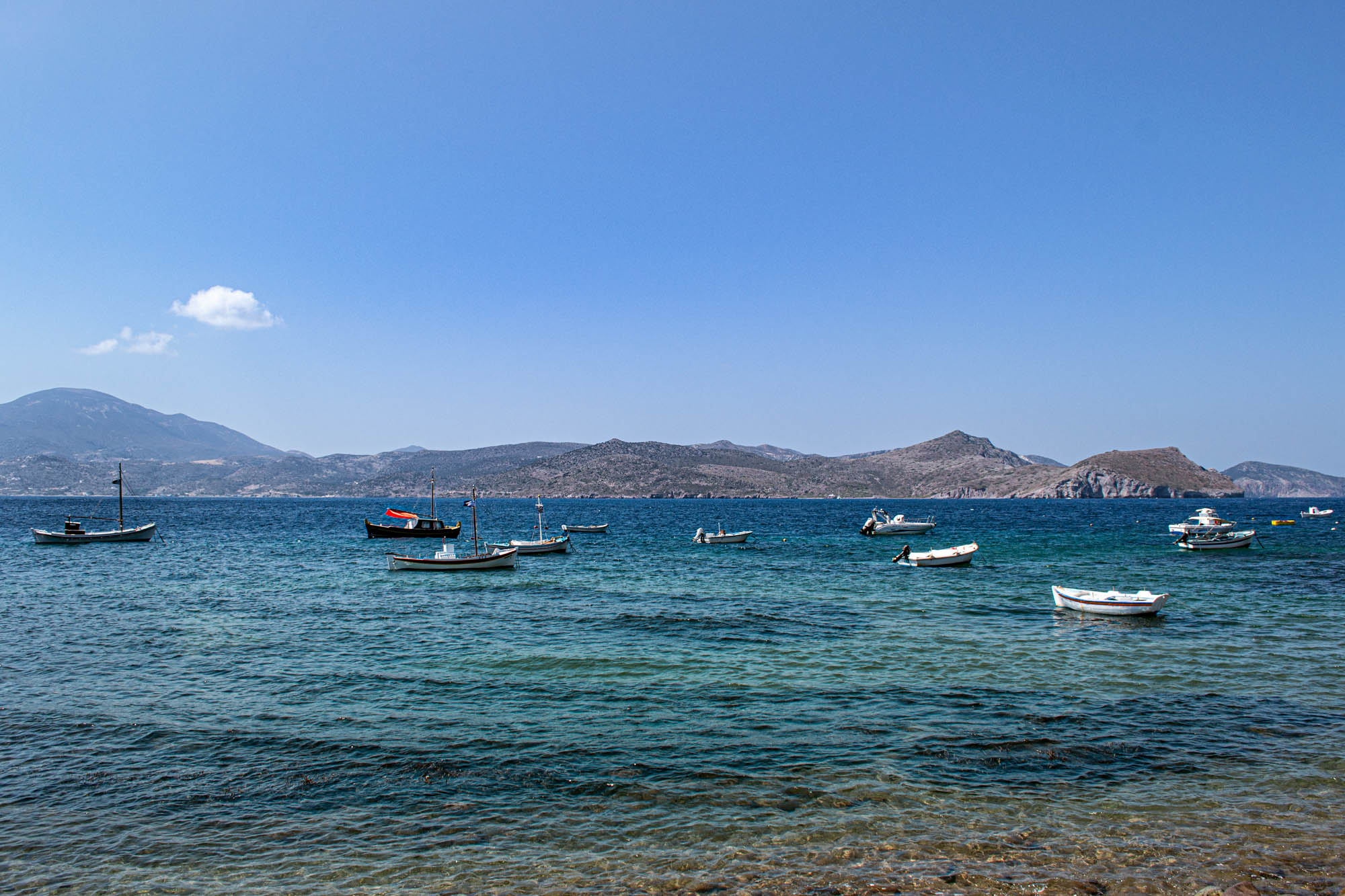 barci pe mare, klima, insula milos