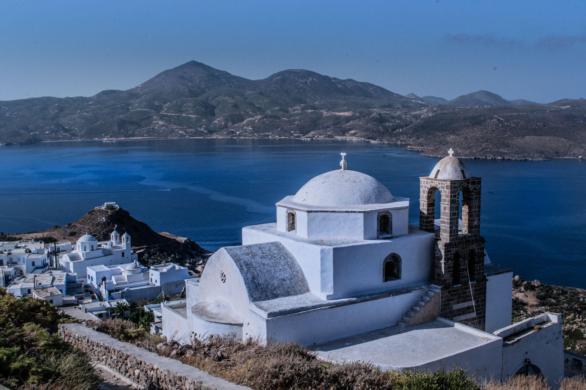 plaka insula milos grecia